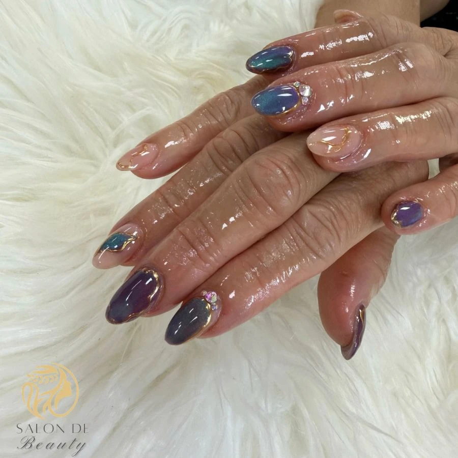 Nail Oct 02